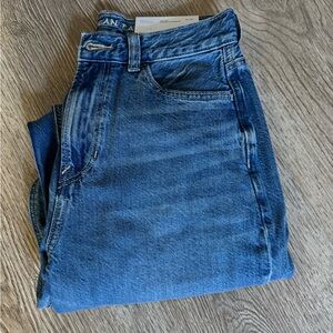 NWT American Eagle Outfitters Light Blue Mom Jeans